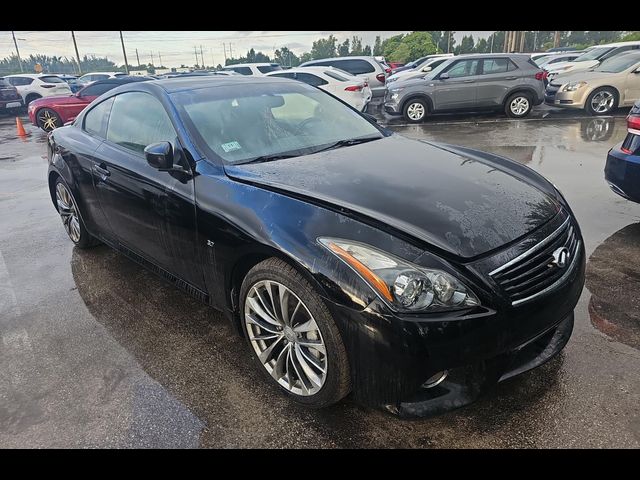 2014 INFINITI Q60 Sport