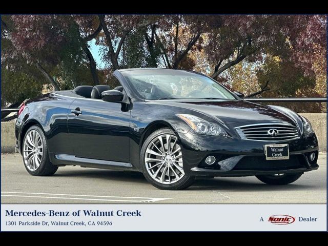 2014 INFINITI Q60 Base