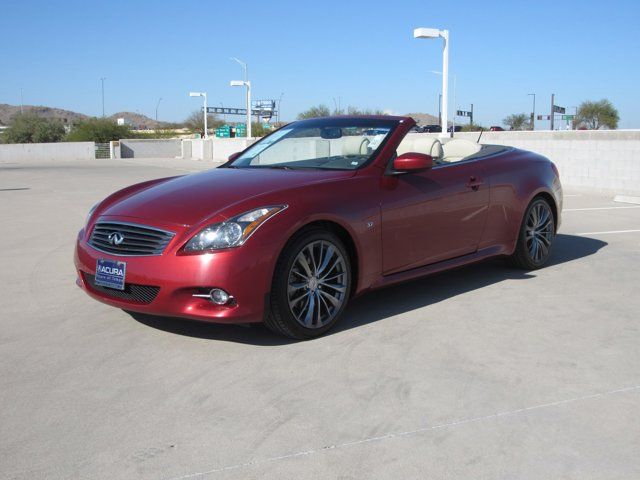 2014 INFINITI Q60 Base