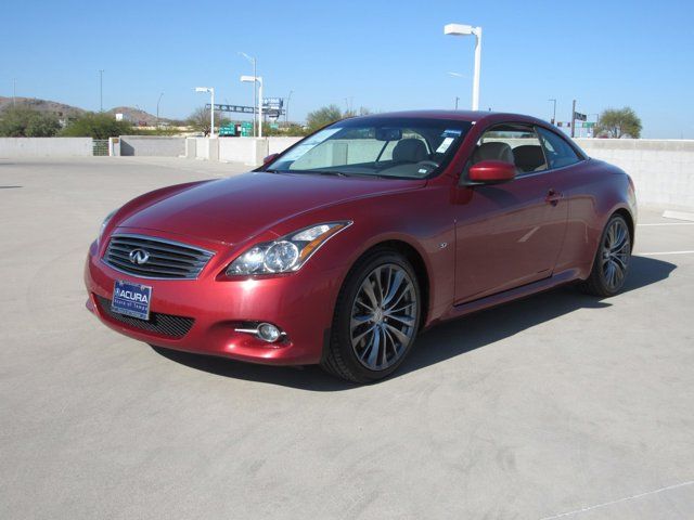 2014 INFINITI Q60 Base