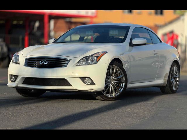 2014 INFINITI Q60 Base