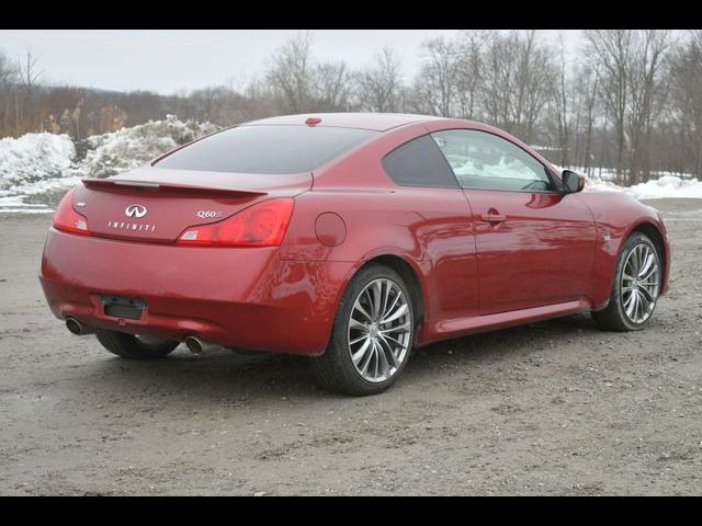 2014 INFINITI Q60 Base