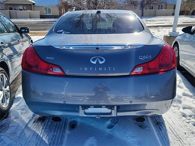 2014 INFINITI Q60 Base