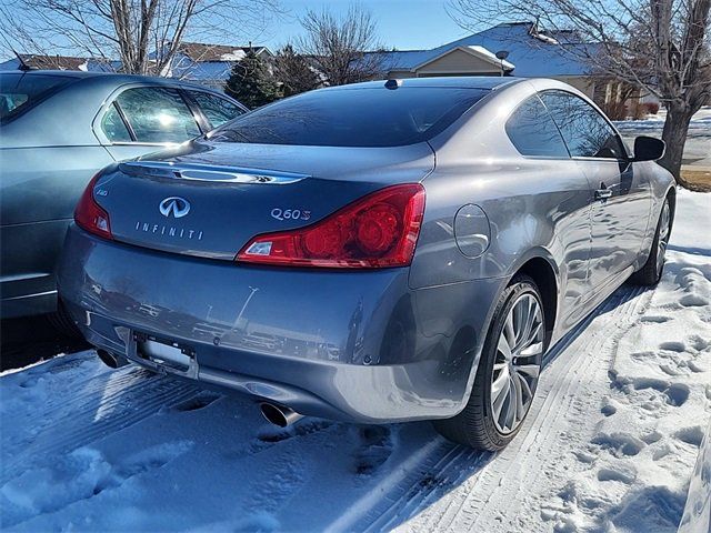 2014 INFINITI Q60 Base