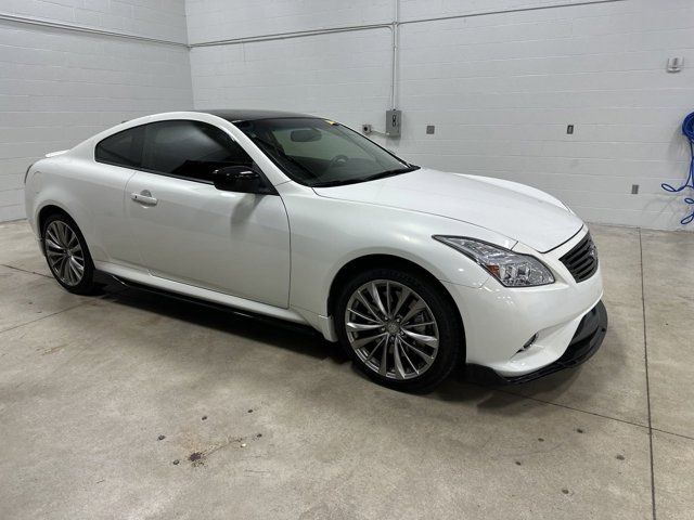 2014 INFINITI Q60 Base