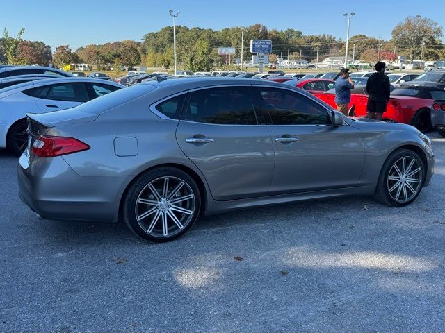 2014 INFINITI Q70 Base