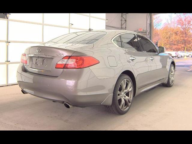 2014 INFINITI Q70 Base