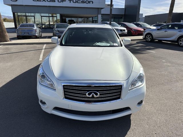 2014 INFINITI Q70 Base