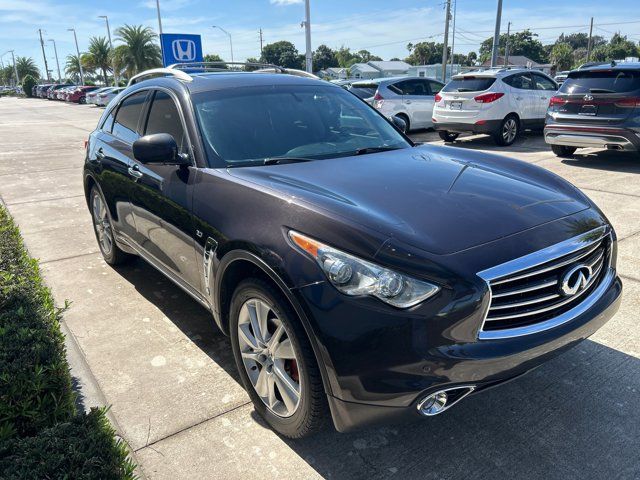 2014 INFINITI QX70 Base