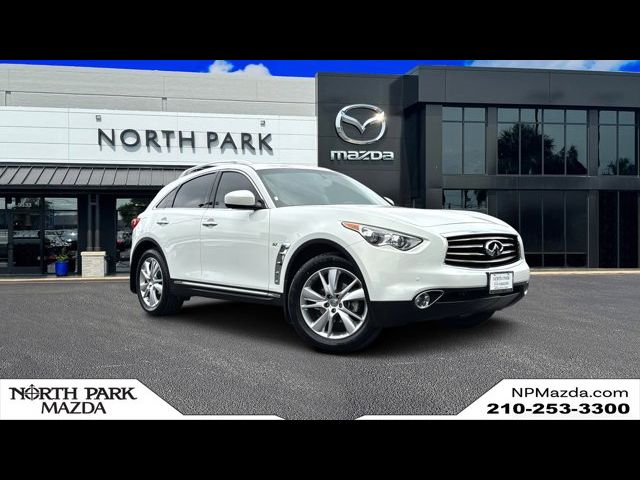 2014 INFINITI QX70 Base