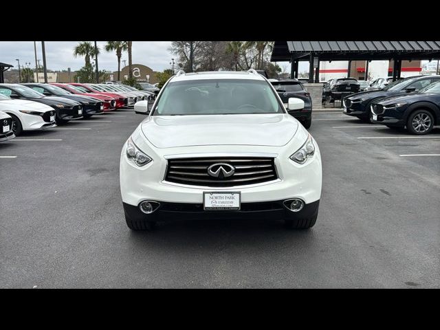 2014 INFINITI QX70 Base