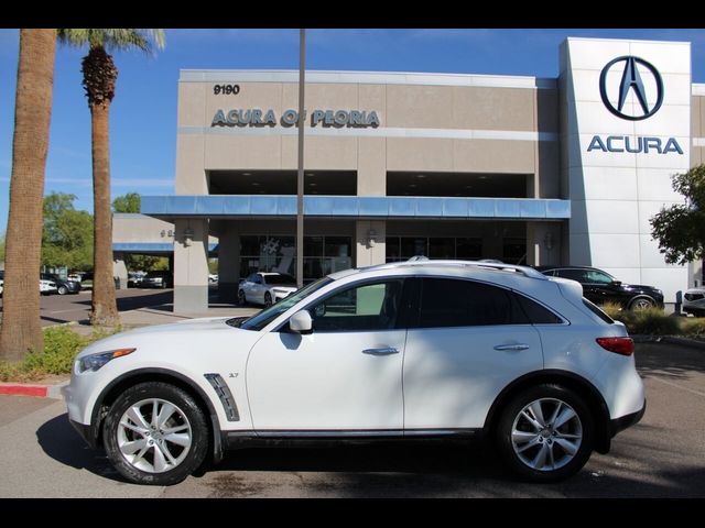 2014 INFINITI QX70 Base