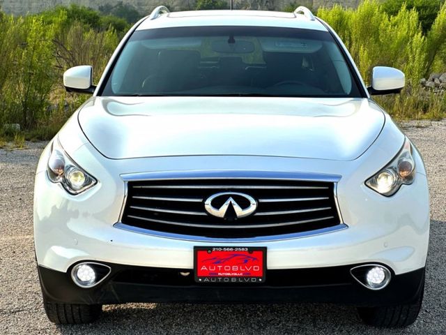 2014 INFINITI QX70 Base