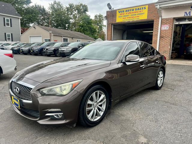 2014 INFINITI Q50 Premium