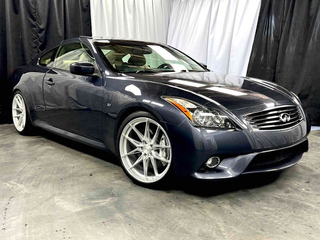 2014 INFINITI Q60 Base