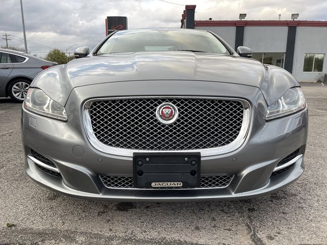 2014 Jaguar XJ Base