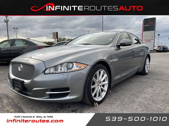 2014 Jaguar XJ Base