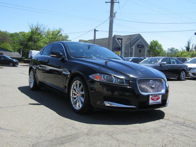 2014 Jaguar XF I4 T