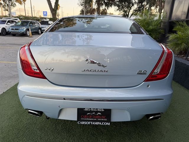 2014 Jaguar XJ Base