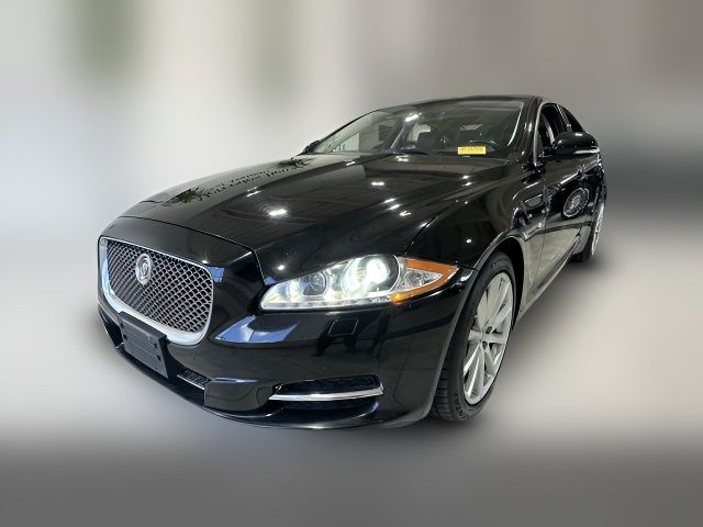 2014 Jaguar XJ Base