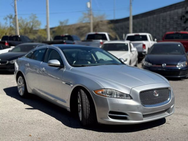 2014 Jaguar XJ Base