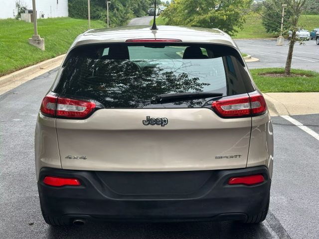 2014 Jeep Cherokee Sport