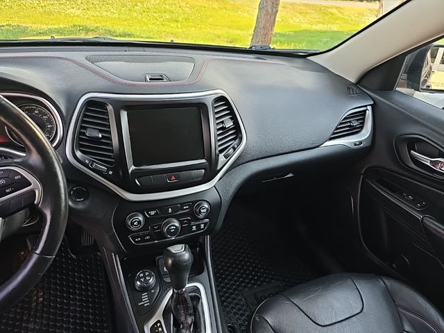 2014 Jeep Cherokee Trailhawk