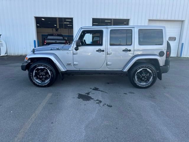 2014 Jeep Wrangler Unlimited Polar