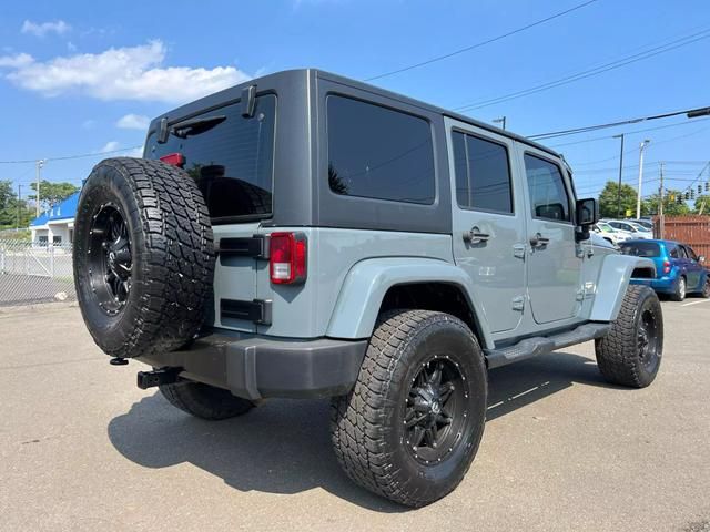 2014 Jeep Wrangler Unlimited Sahara