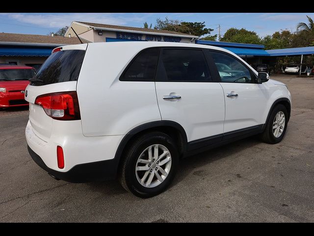 2014 Kia Sorento LX