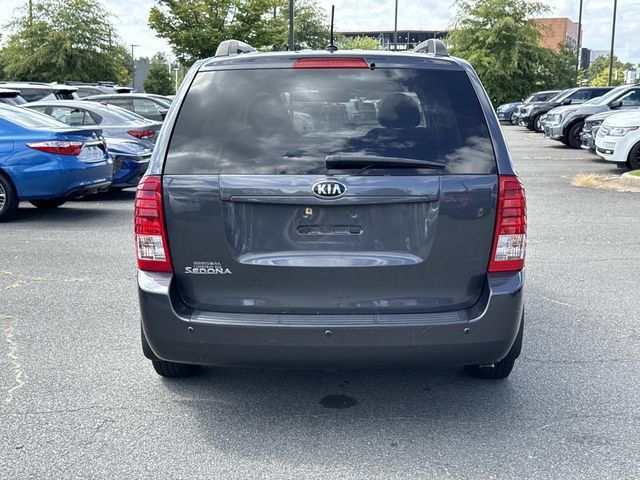 2014 Kia Sedona LX