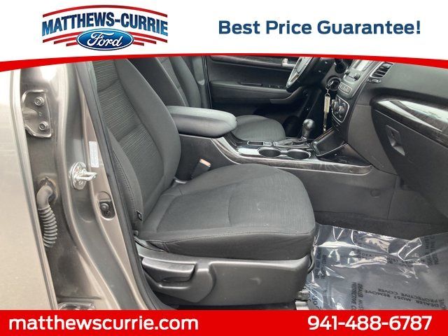 2014 Kia Sorento LX