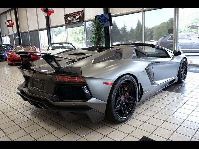 2014 Lamborghini Aventador Base