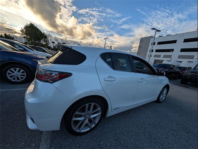 2014 Lexus CT Hybrid 200h