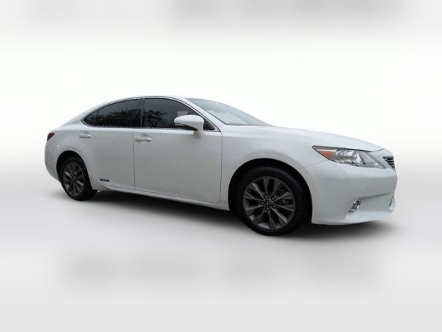 2014 Lexus ES Hybrid 300h