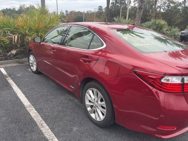 2014 Lexus ES Hybrid 300h