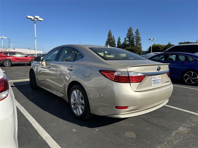 2014 Lexus ES Hybrid 300h