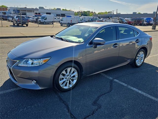 2014 Lexus ES Hybrid 300h