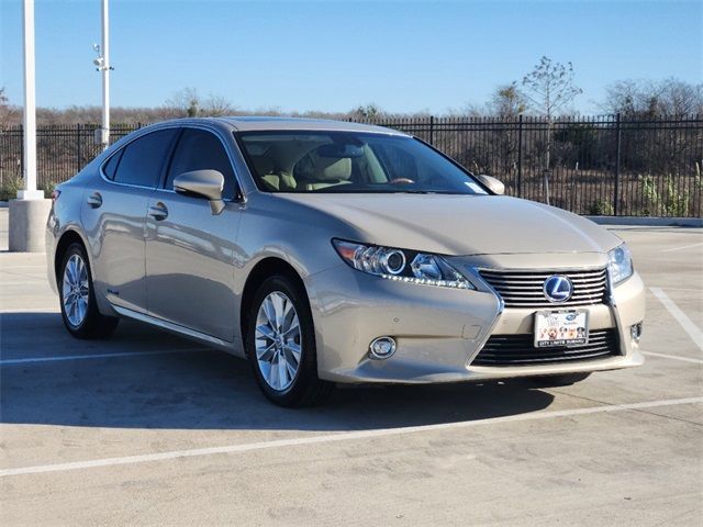 2014 Lexus ES Hybrid 300h