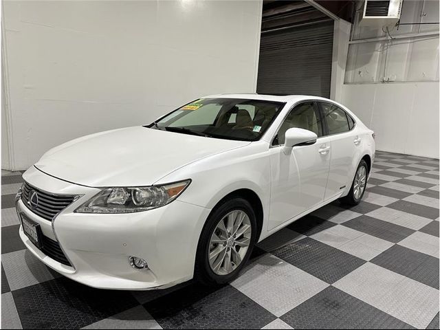 2014 Lexus ES Hybrid 300h