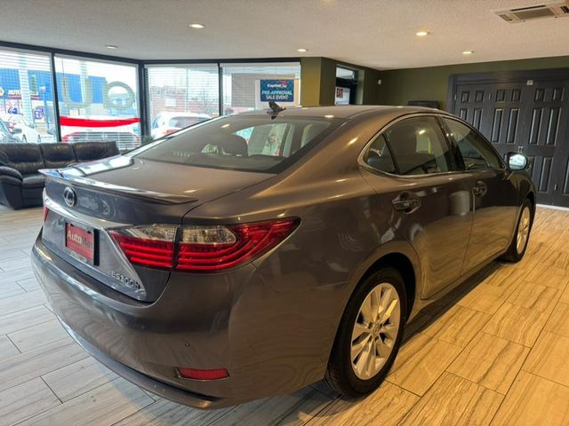 2014 Lexus ES Hybrid 300h