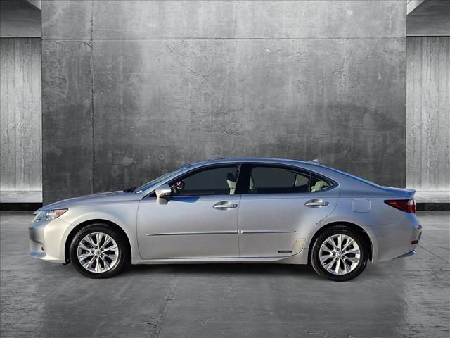 2014 Lexus ES Hybrid 300h