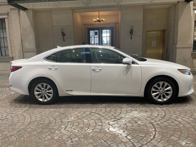 2014 Lexus ES Hybrid 300h