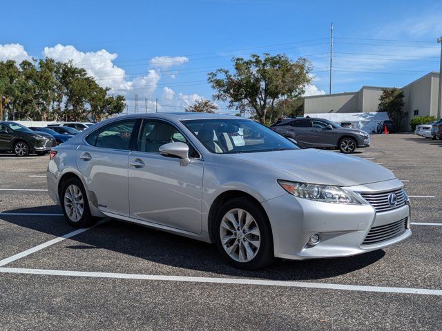 2014 Lexus ES Hybrid 300h