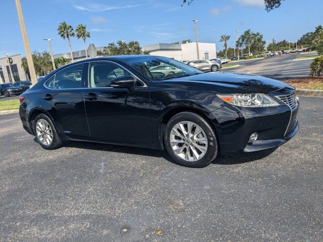 2014 Lexus ES Hybrid 300h