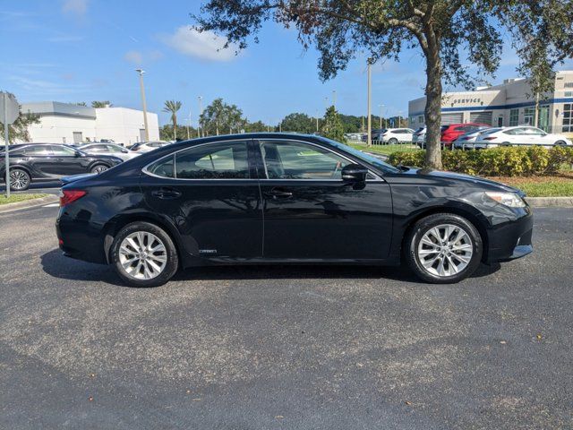 2014 Lexus ES Hybrid 300h