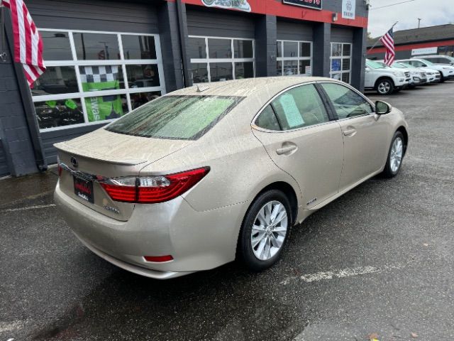 2014 Lexus ES Hybrid 300h