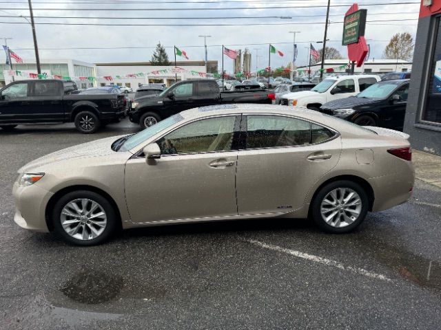 2014 Lexus ES Hybrid 300h