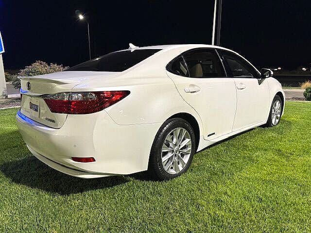 2014 Lexus ES Hybrid 300h