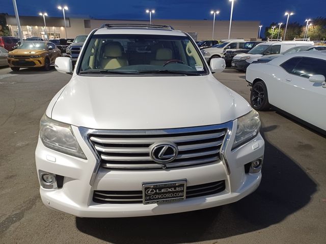 2014 Lexus LX 570